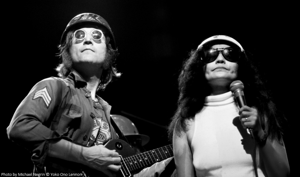 John LennonとOno Yokoによる新作『Power To The People』から「Honey